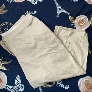 Avenue cream capri pants.